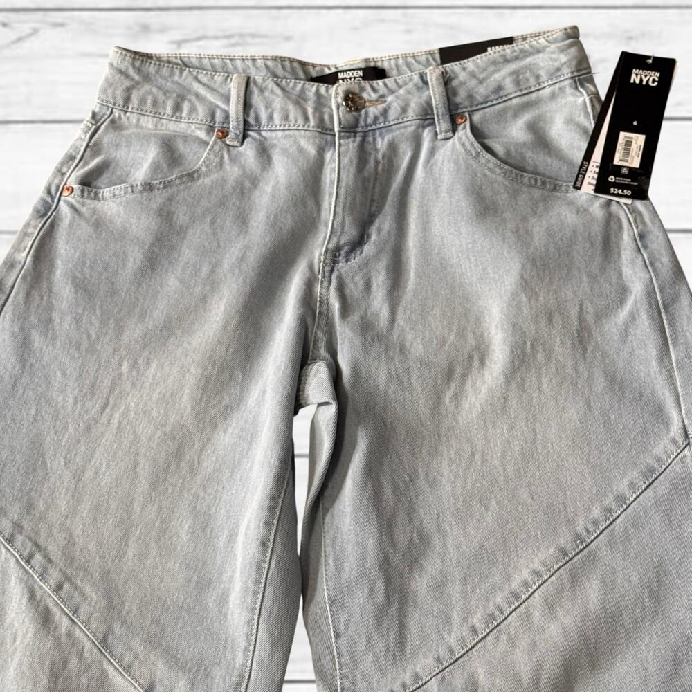 79. NWT Madden NYC Barrel Relaxed Fit Wide Leg Jeans Drawstring Hem SZ: 6 - Picture 4 of 7